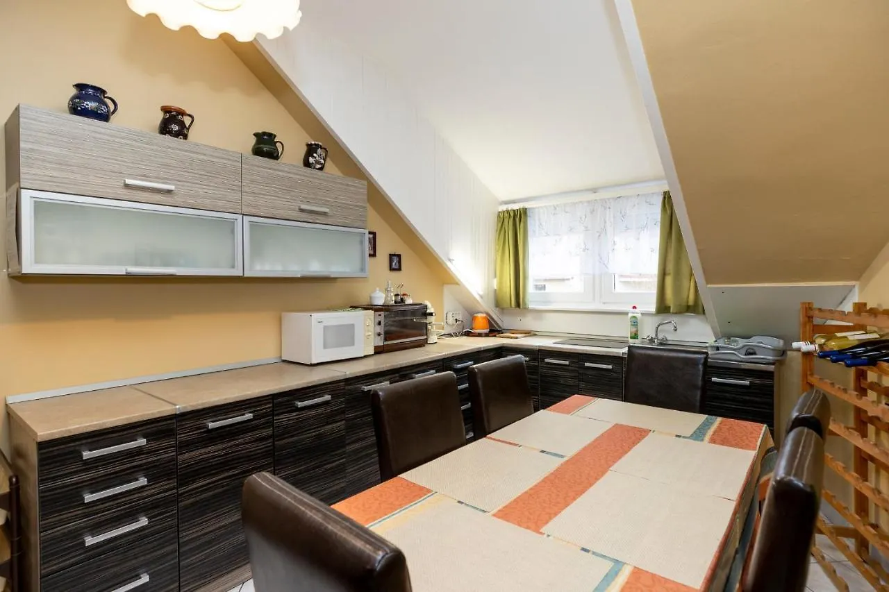 Pajdos Vendeghaz Apartment Eger